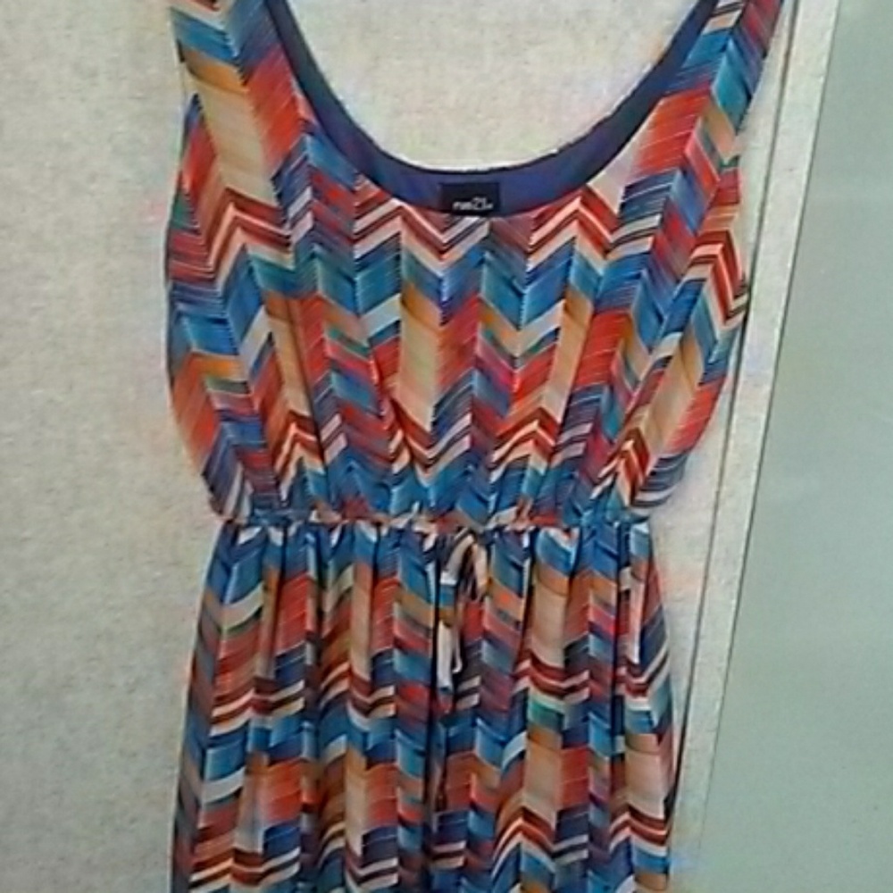 Sleeveless dress